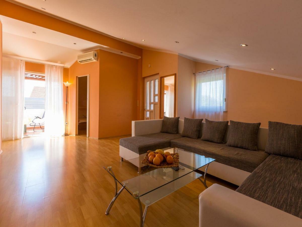 Apartments Alin Dramalj Exterior foto